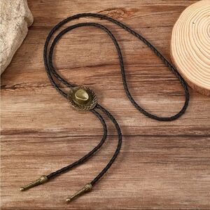 Vintage Western Cowboy Hat Pendant Bolo Tie for Men